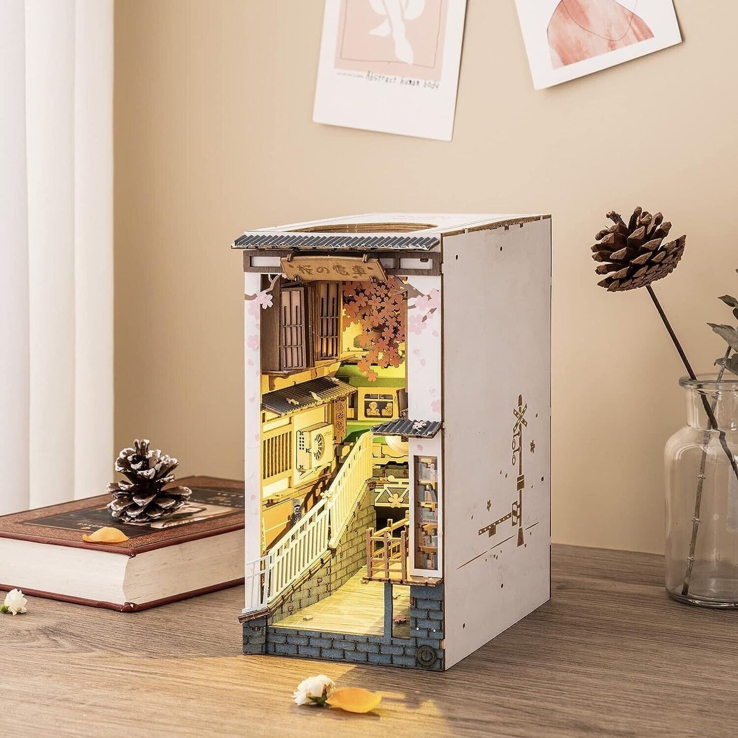 ROLIFE  Book Nook Sakura Densya